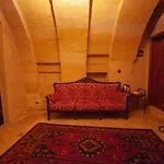 Center Cave House Hotel