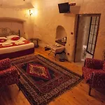 Hotel Center Cave House 4*