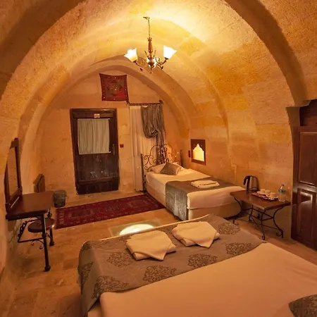 Hotel Center Cave House 4*
