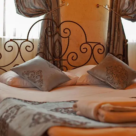 Center Cave House 4* 格雷梅