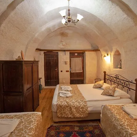 Center Cave House Hotel 4*