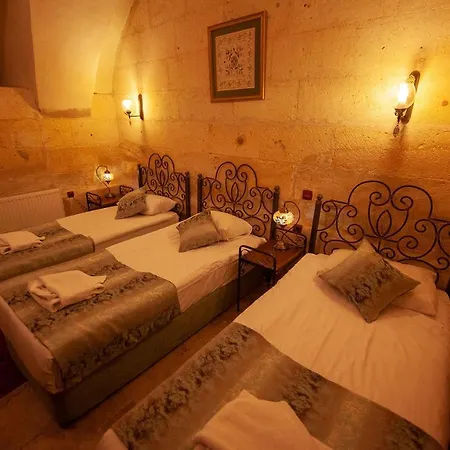 Center Cave House Hotel 4*