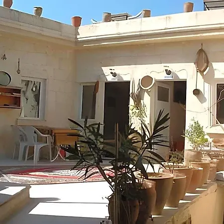 Hotel Center Cave House 4*