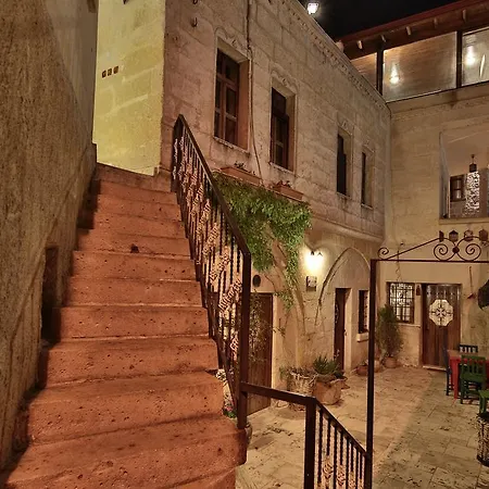 Hotel Center Cave House