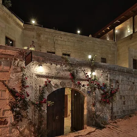 Center Cave House