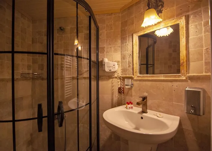 Hotell Center Cave House 4*