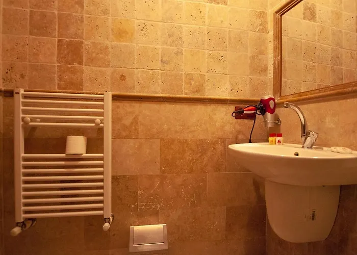 Center Cave House Hotel 4*